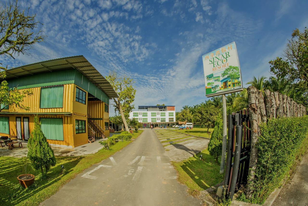 Sinar Eco Resort Kampong Bukit Panjang Extérieur photo